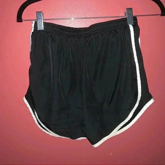 Nike Black Shorts - Picture 4 of 5